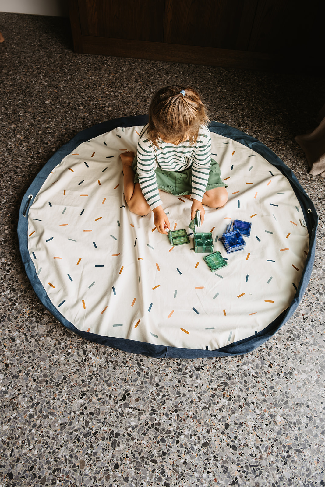 Confetti - tapis de jeu et rangement – Image 2